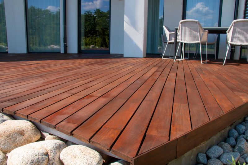 Wood Deck Refinishing