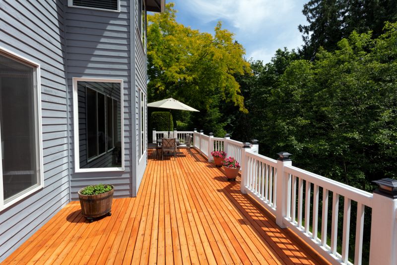 Wood Deck Refinishing