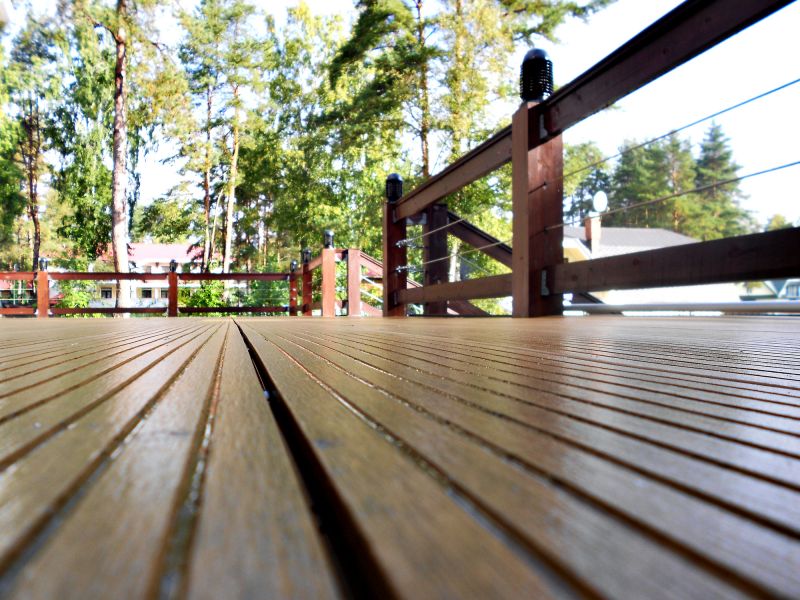 Wood Deck Refinishing